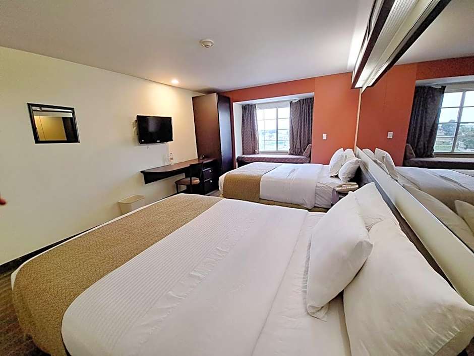 Microtel Inn & Suites By Wyndham Toluca