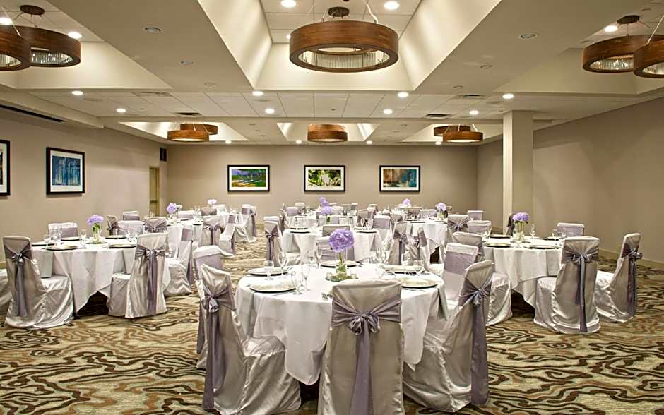 Embassy Suites by Hilton Cincinnati Northeast Blue Ash