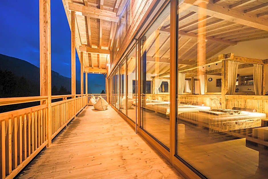 Alpine Nature Hotel Stoll