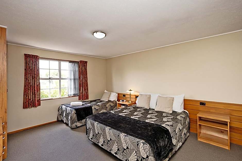 Balmoral Lodge Motel