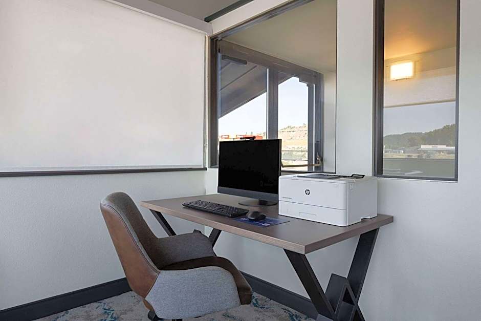 Super 8 by Wyndham Columbus