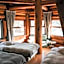Hakuba Pension & Log Hotel Meteor