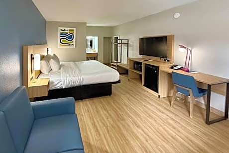 King Room - Non-Smoking