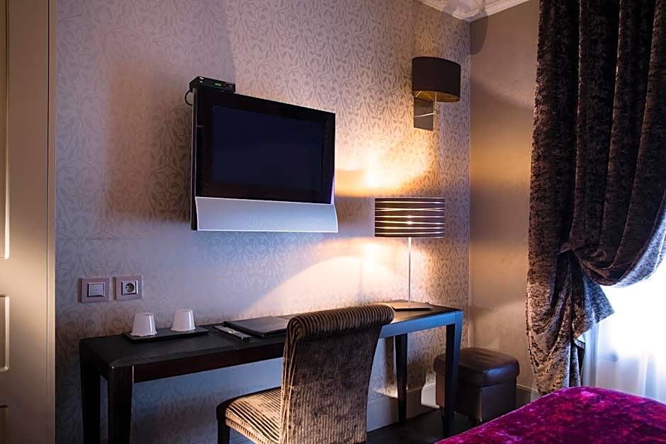 Hotel Ares Eiffel