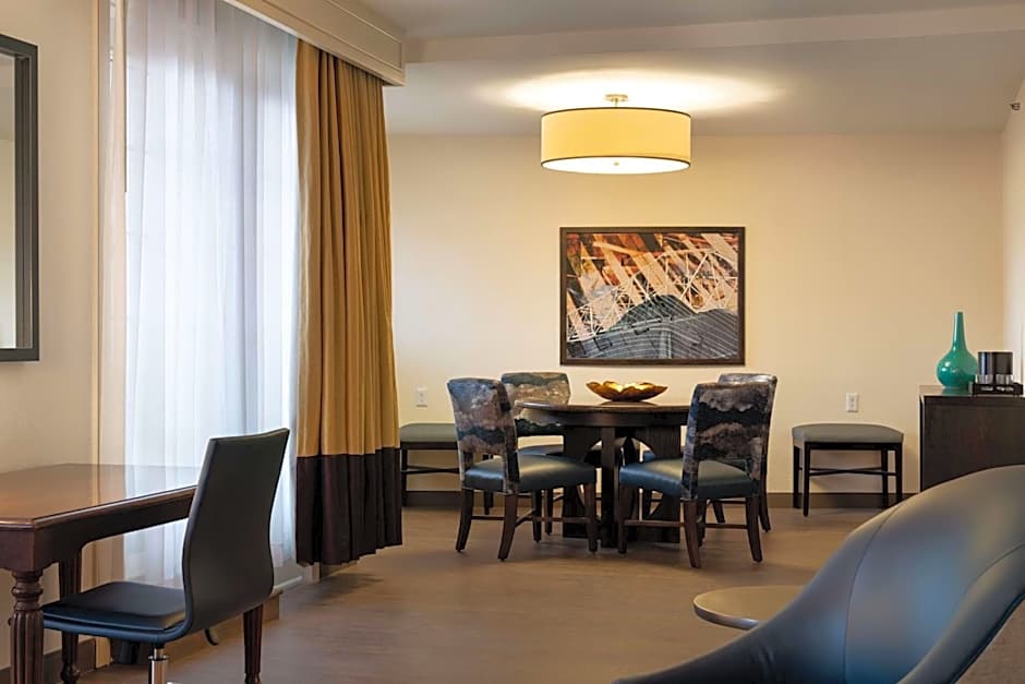 Embassy Suites by Hilton New Orleans