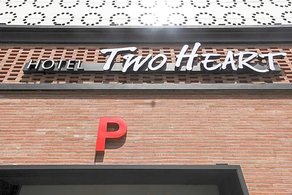 Two Heart Hotel