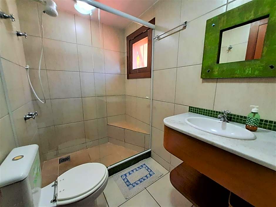 Casa e piscina privativa, vista para o mar em condomínio pé na areia