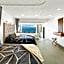 Luxury Condo just steps away from the Beach!