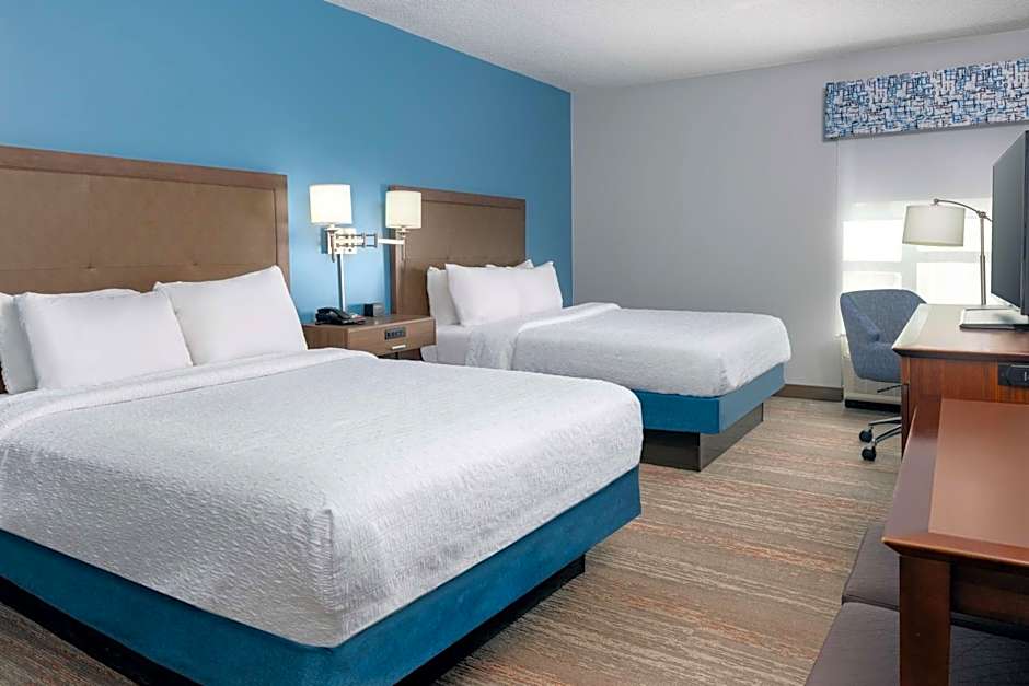 Hampton Inn By Hilton Charlotte-Uptown