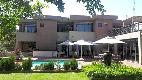 Willow Banks Lodge