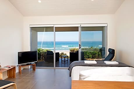Studio - Beach Front