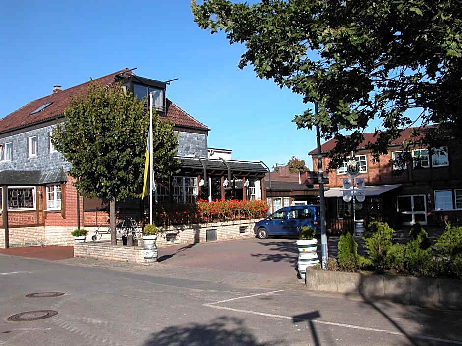 Alter Dorfkrug Am Kanal