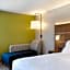 Holiday Inn Express & Suites Milton East I-10 By IHG