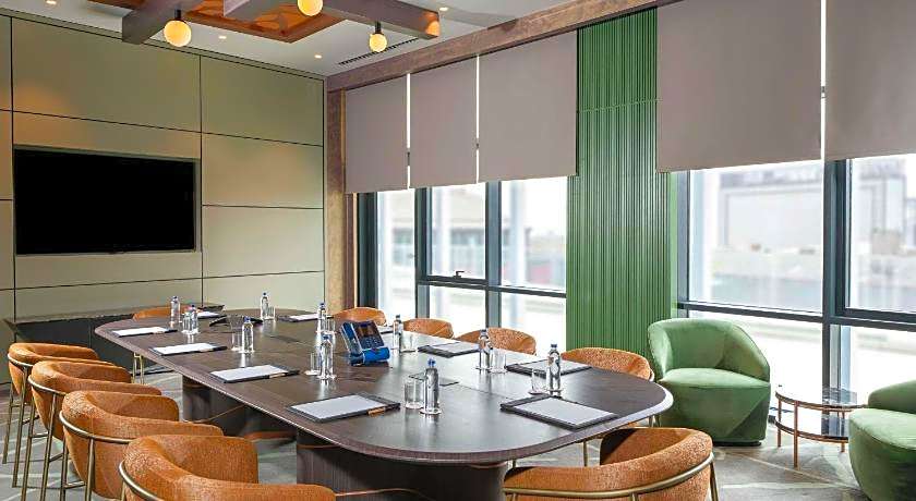 Mövenpick Hotel Istanbul Marmara Sea