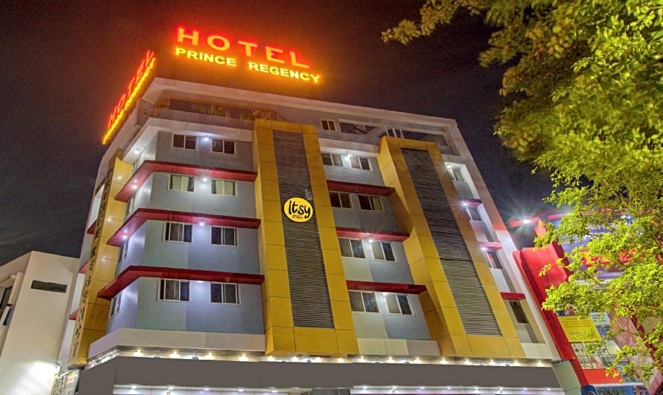Itsy Hotels Prince Regency