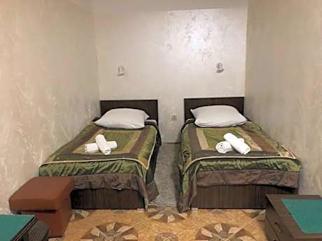 Standard Twin Room with Kitchenette