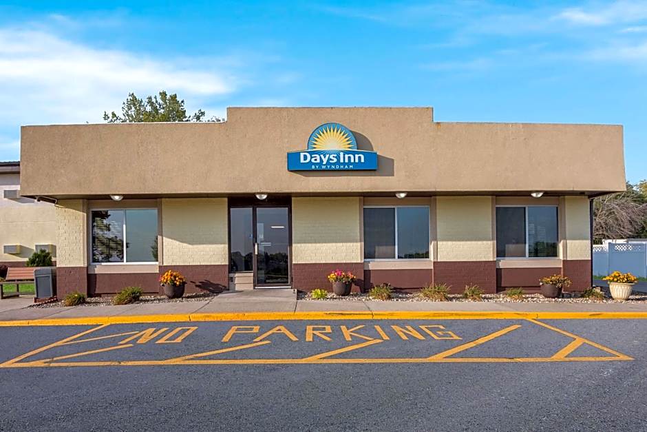 Days Inn by Wyndham Newton