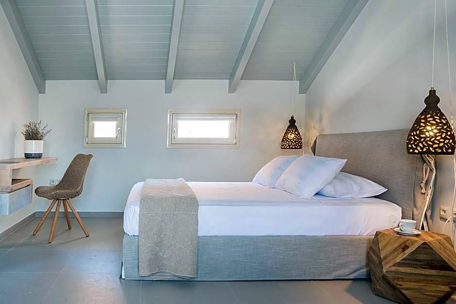 Argostoli Marina Suites