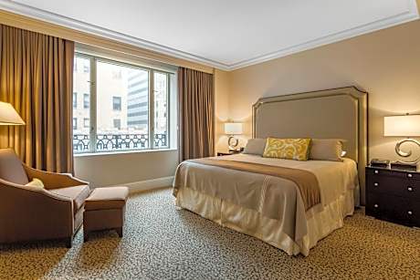 Manhattan Suite - 1 King Bed