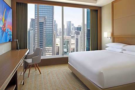 Three Bedroom Apartment, 3 King, Beach Access