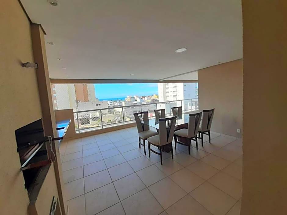 Apartamento encantador com piscina