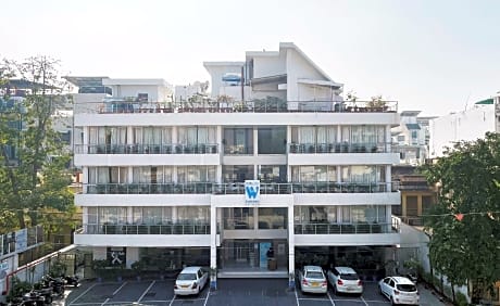 The Wall Street Beacon, Jaipur