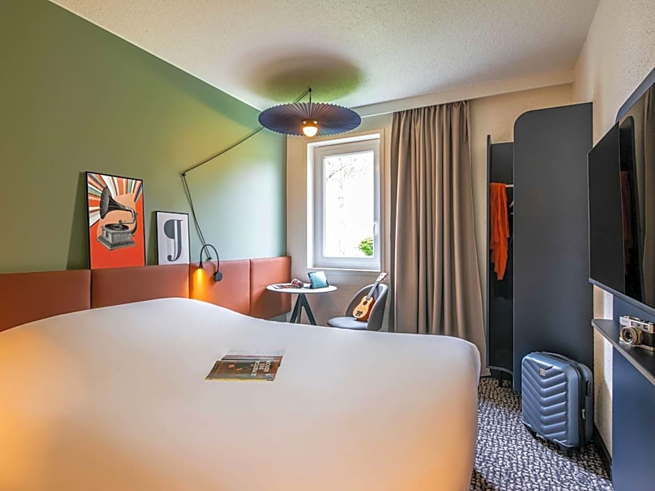 ibis Nuits Saint Georges