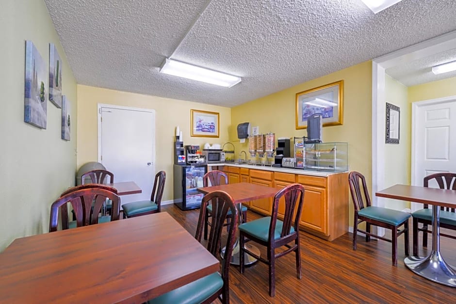 Americas Best Value Inn-Nashville/Airport South