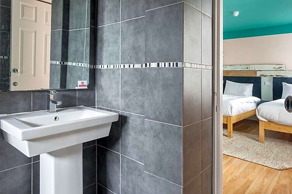 West Beach Hotel Brighton