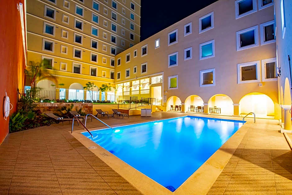 Holiday Inn Express Merida Centro By IHG