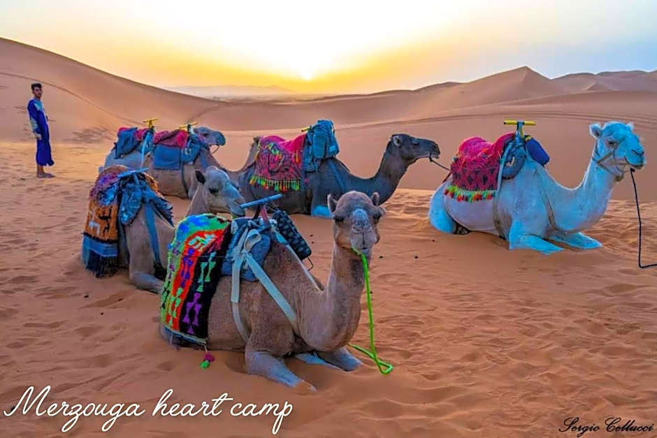 Merzouga heart camp