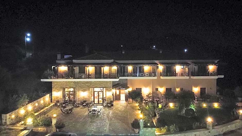 Dellas Boutique Hotel