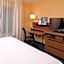Fairfield Inn & Suites by Marriott Fremont
