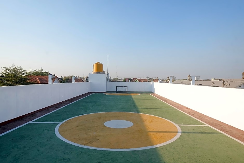 Urbanview Syariah Wisma Nabil Solo