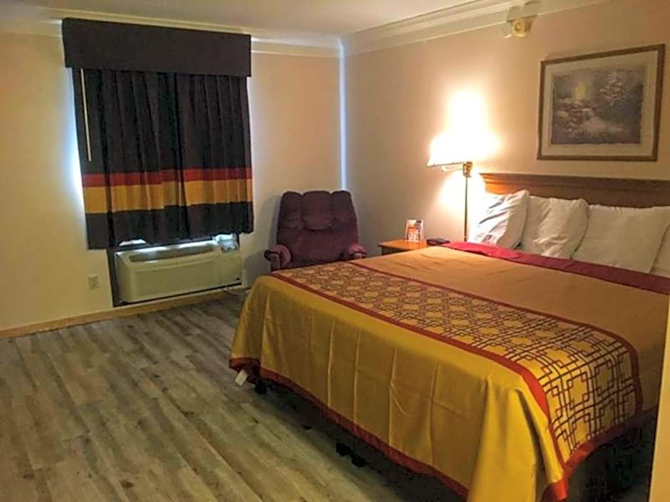 Americas Best Value Inn & Suites Thief River Falls