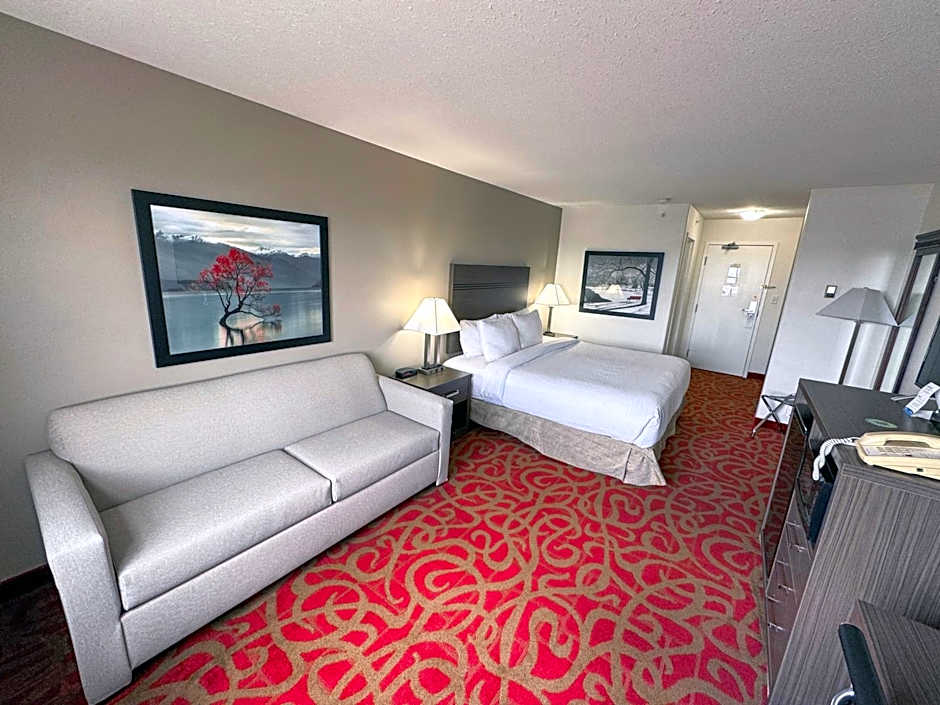 Ramada by Wyndham Sherwood Park