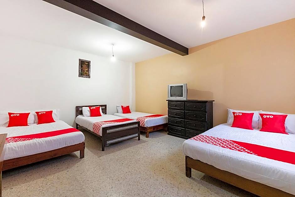 OYO Hotel Emperador