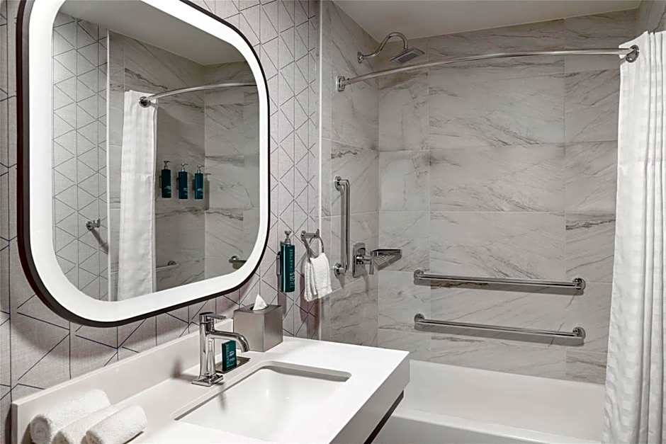 DoubleTree by Hilton Owatonna