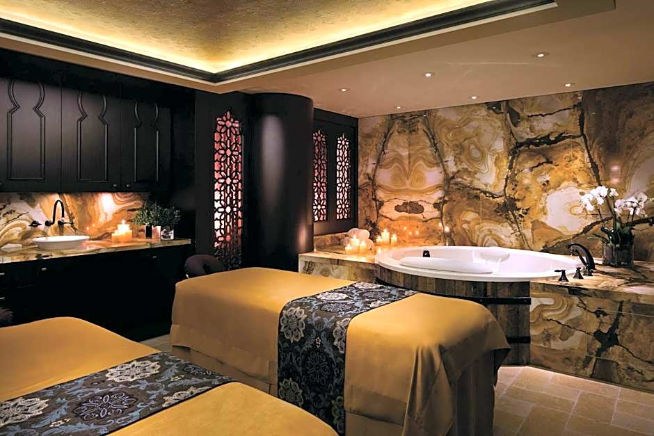 Shangri-La Hotel Toronto