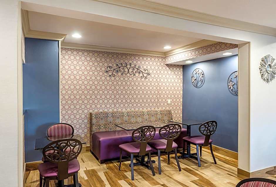 Comfort Inn Midtown