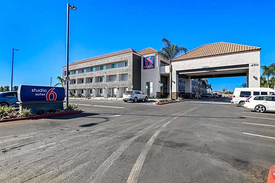 Studio 6 Suites Perris, CA
