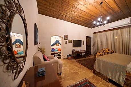 King Suite with Spa Bath