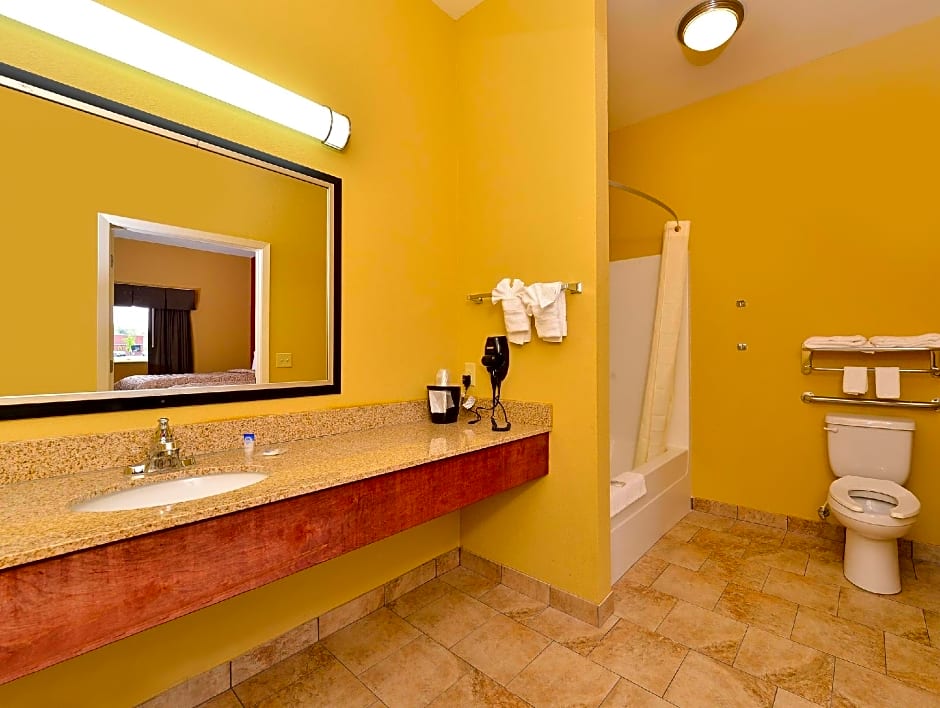 Americas Best Value Inn Tupelo