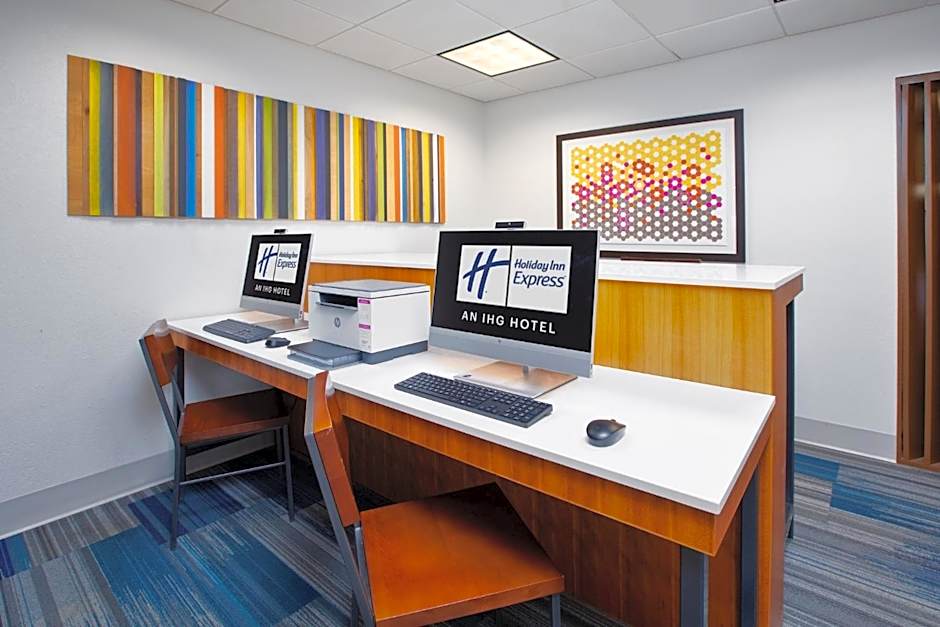 Holiday Inn Express Hotel & Suites Athens By IHG