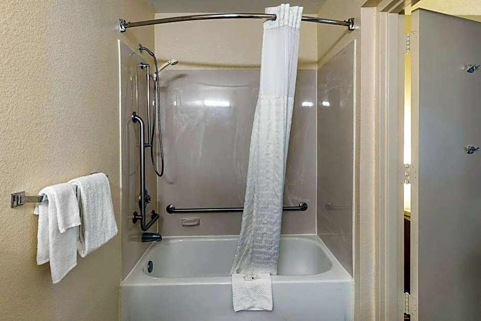 Quality Inn Duluth - Atlanta Northeast