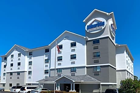 Suburban Studios near Panama City Beach