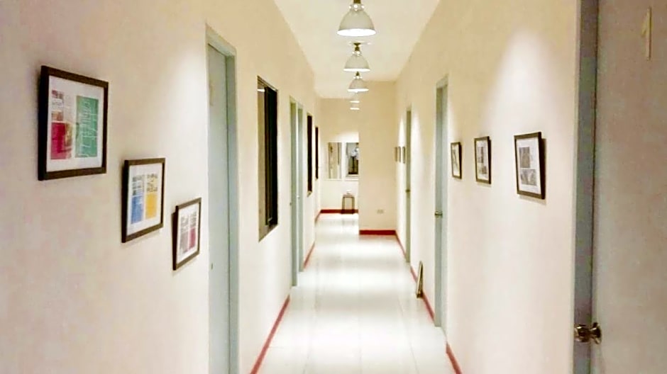 Hometown Hotel Bacolod