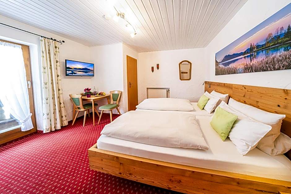 Frühstückspension Gästehaus Zum weissen Rössl