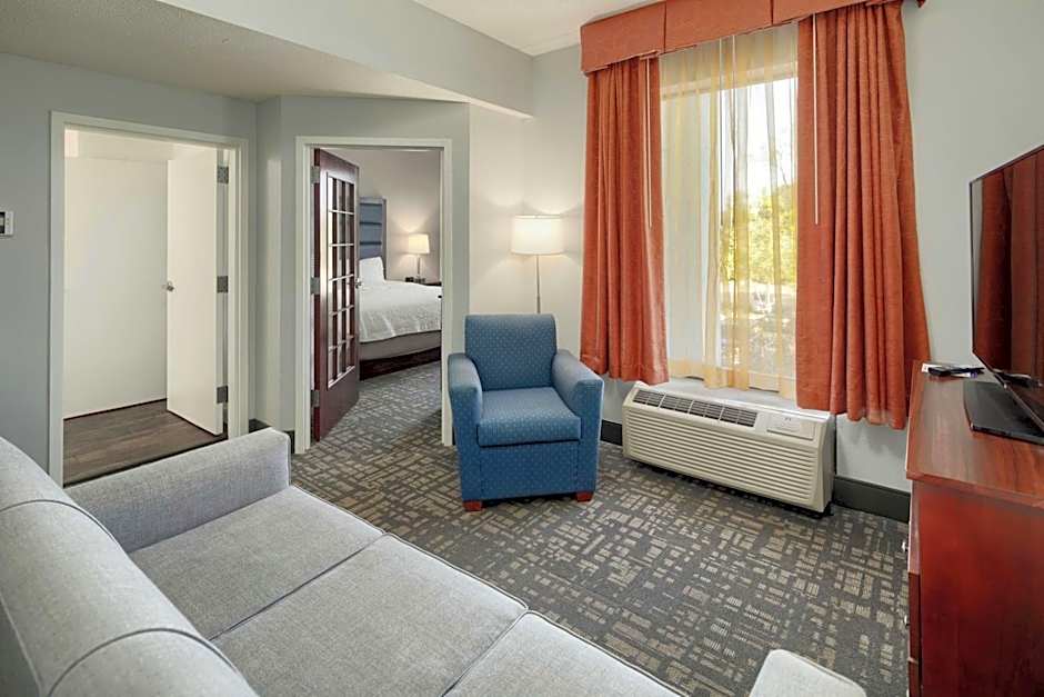 Hampton Inn By Hilton Louisville-Northeast KY