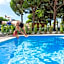Aparthotel Las Palmeras Castelldefels